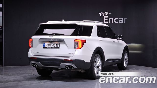 Ford Explorer 3.0 Platinum 4WD — пробег 46 427 км — фото 2 из 5