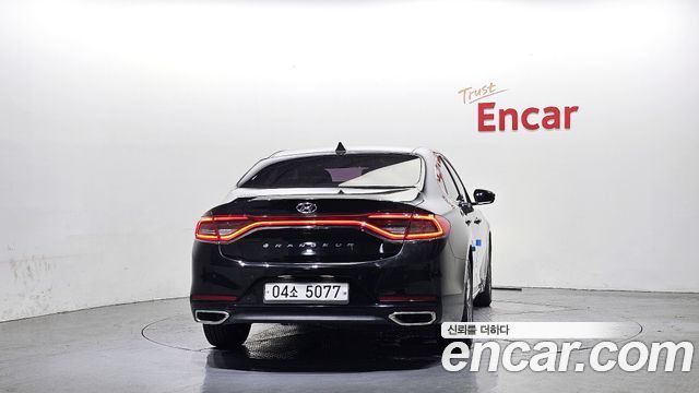 Hyundai Grandeur из Кореи Encar