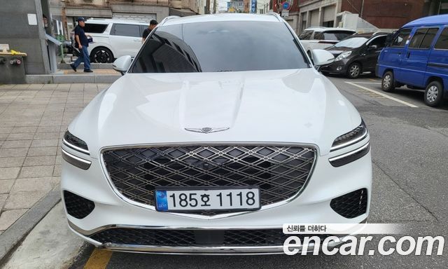 Genesis GV70 2.5T Gasoline AWD — пробег 2 300 км — фото 2 из 5