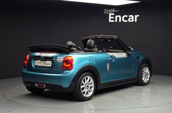Mini Cooper Convertible Standard 3rd Generation — пробег 142 103 км — фото 2 из 5