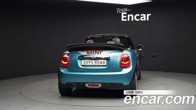 Mini Cooper Convertible Standard 3rd Generation — пробег 142 103 км — фото 4 из 5
