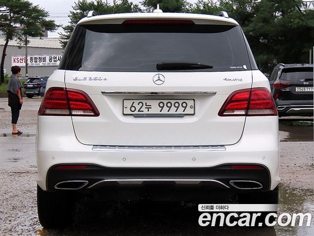 Mercedes-Benz GLE-Class GLE350 d 4MATIC — пробег 146 479 км — фото 4 из 5