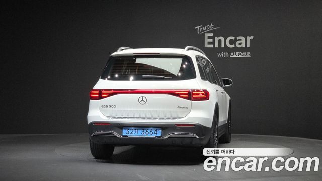 Mercedes-Benz EQB из Кореи Encar