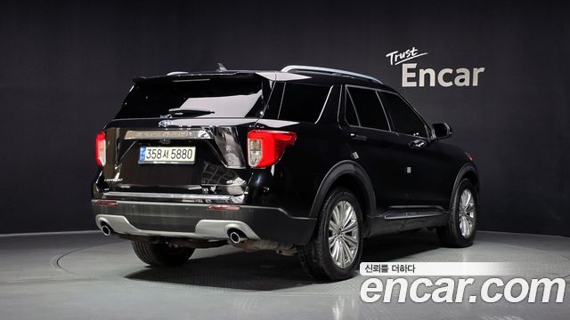 Ford Explorer 2.3 LimIted 4WD — пробег 102 726 км — фото 2 из 5