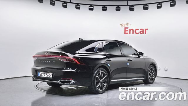 Hyundai Grandeur из Кореи Encar