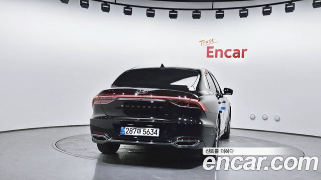 Hyundai Grandeur из Кореи Encar