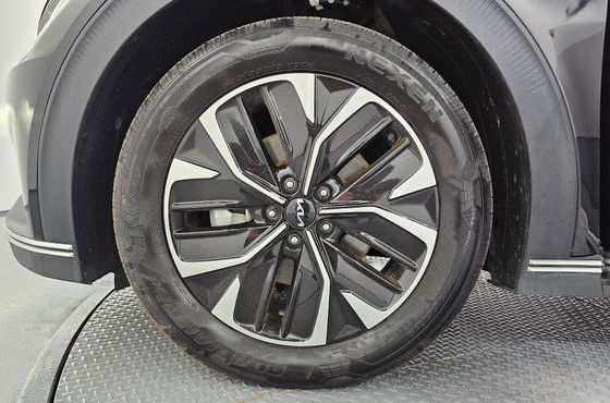Kia EV6 Long Range Air — пробег 70 433 км — фото 5 из 5