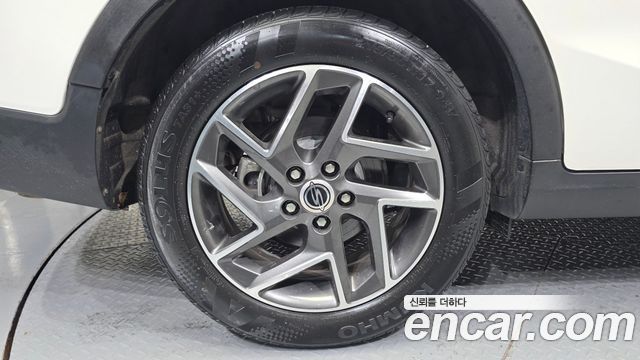 Ssangyong TIBOLI из Кореи Encar