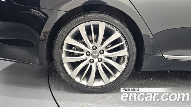 Hyundai Genesis из Кореи Encar