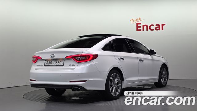 Hyundai Sonata 2.0 Premium — пробег 128 597 км — фото 2 из 5