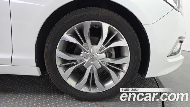 Hyundai Sonata 2.0 Premium — пробег 128 597 км — фото 5 из 5