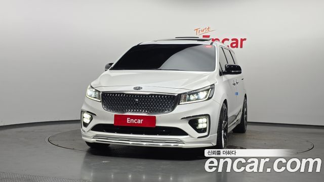 Kia Carnival 9-Seater Noblesse — пробег 209 236 км — фото 3 из 5