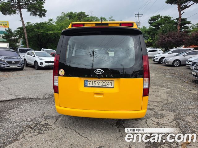 Hyundai Staria из Кореи Encar