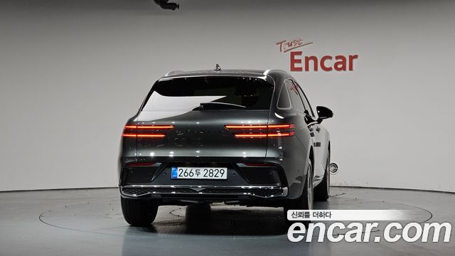 Genesis GV70 из Кореи Encar
