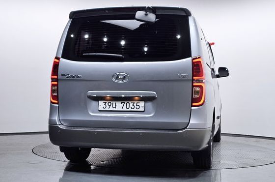 Hyundai Starex Urban 9-Seater Exclusive — пробег 43 286 км — фото 4 из 5