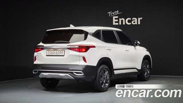 Kia Seltos из Кореи Encar