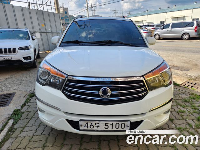 Ssangyong KORANDO 4WD GT 9-seater — пробег 185 633 км — фото 4 из 5