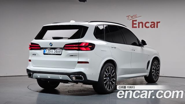 BMW X5 xDrive 40i M Sport — пробег 2 666 км — фото 2 из 5