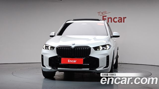 BMW X5 xDrive 40i M Sport — пробег 2 666 км — фото 3 из 5