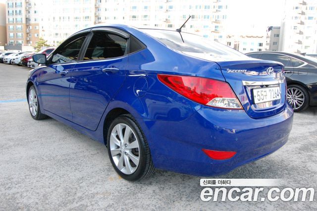 Hyundai Accent 1.6 GDI Top — пробег 130 630 км — фото 4 из 5