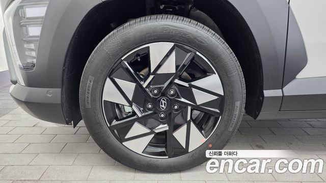 Hyundai Kona из Кореи Encar