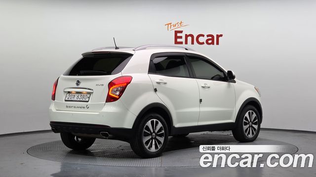 Ssangyong KORANDO 2.0 CVT 2WD Deluxe — пробег 57 046 км — фото 2 из 5