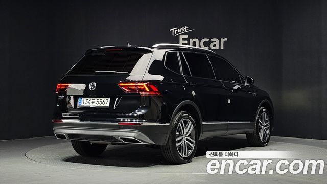 Volkswagen Tiguan 2.0 TDI Prestige — пробег 77 446 км — фото 2 из 5