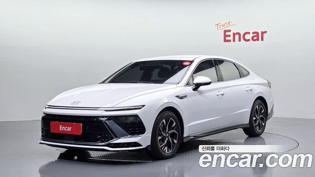 Hyundai Sonata 2.0 Exclusive — пробег 27 617 км — фото 1 из 5