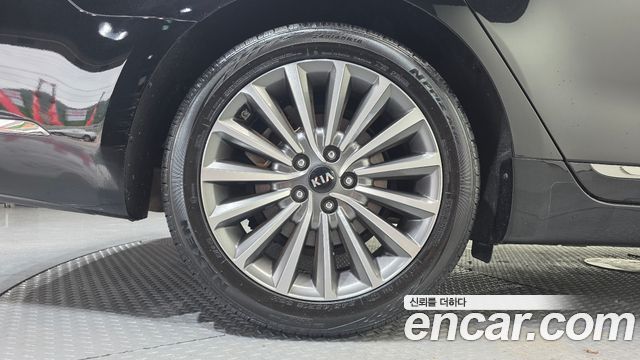Kia K7 из Кореи Encar
