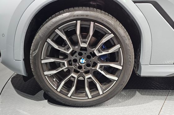 BMW X6 xDrive30d M Sport — пробег 9 813 км — фото 5 из 5
