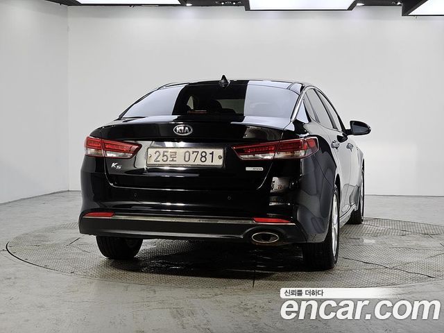 Kia K5 из Кореи Encar
