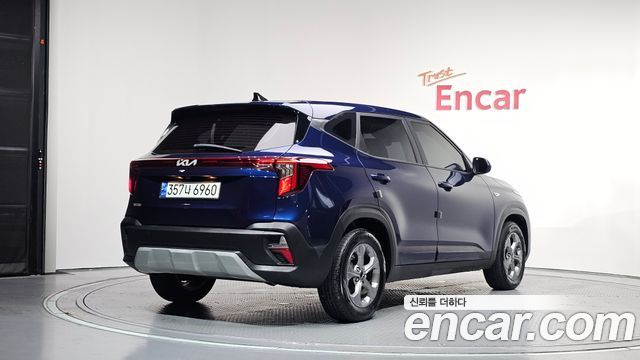 Kia Seltos из Кореи Encar