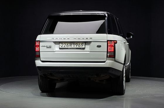 Land Rover Range Rover 4.4 SDV8 Vogue SE DIESEL — пробег 151 796 км — фото 4 из 5