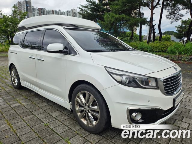 Kia Carnival 9-seater Hi-Limousine Prestige — пробег 323 629 км — фото 3 из 5