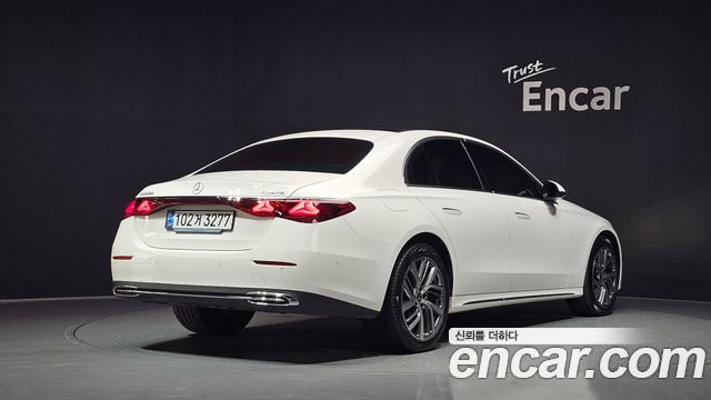 Mercedes-Benz E-Class E220d 4MATIC Exclusive — пробег 39 381 км — фото 2 из 5