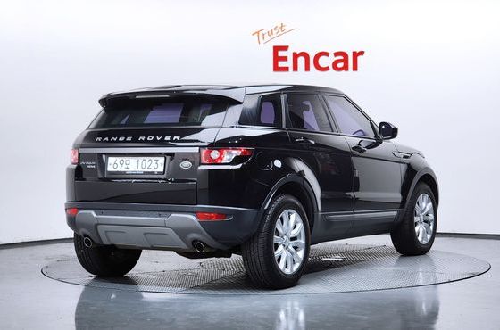 Land Rover Range Rover Evoque 2.2 SD4 Pure — пробег 90 811 км — фото 2 из 5