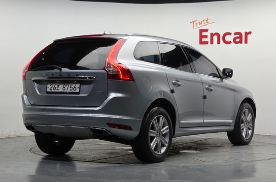 Volvo XC60 D4 1st — пробег 140 301 км — фото 2 из 5