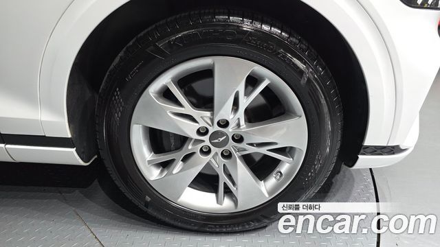 Genesis GV70 из Кореи Encar