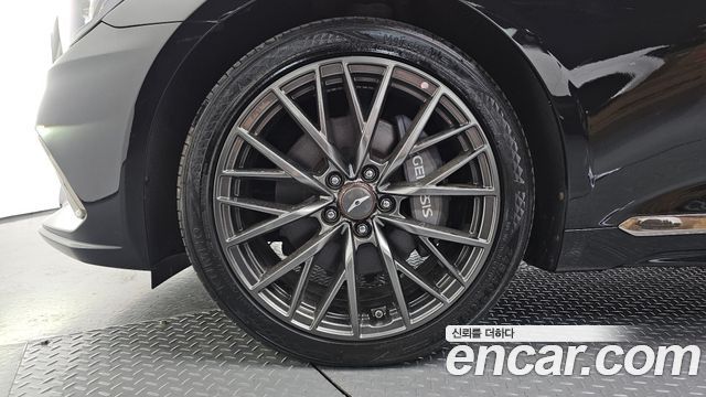 Hyundai Genesis из Кореи Encar