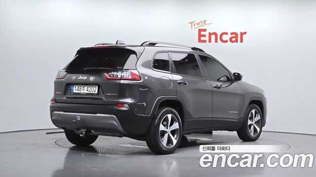 Jeep Cherokee из Кореи Encar