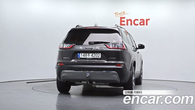 Jeep Cherokee из Кореи Encar