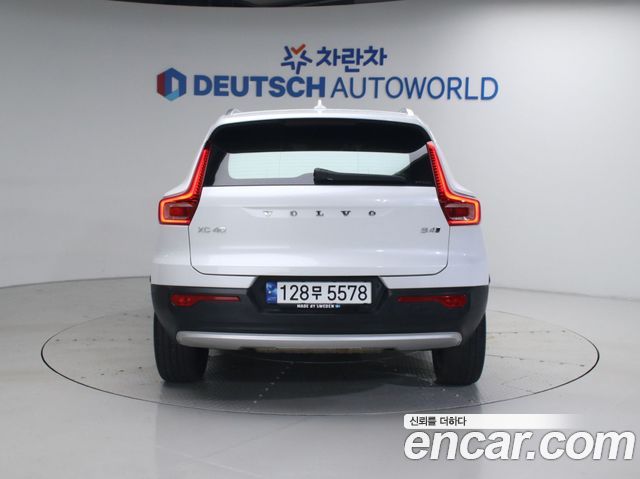 Volvo XC40 B4 Inscription — пробег 98 257 км — фото 5 из 5