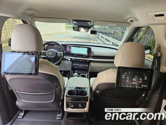 Kia Carnival 9-Seater Signature — пробег 23 896 км — фото 1 из 5
