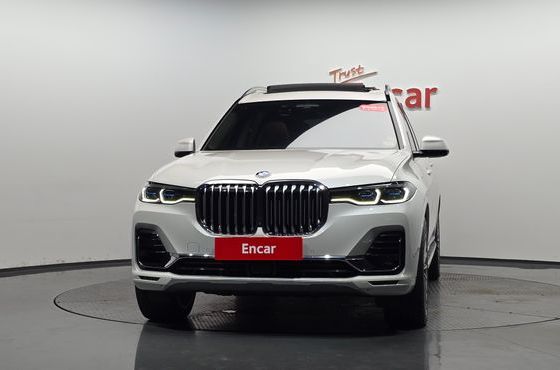 BMW X7 xDrive 40d Design Pure Excellence 6-Seater — пробег 78 357 км — фото 3 из 5
