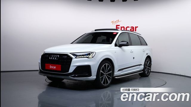 Audi Q7 55 TFSI Quattro Premium — пробег 119 712 км — фото 1 из 5