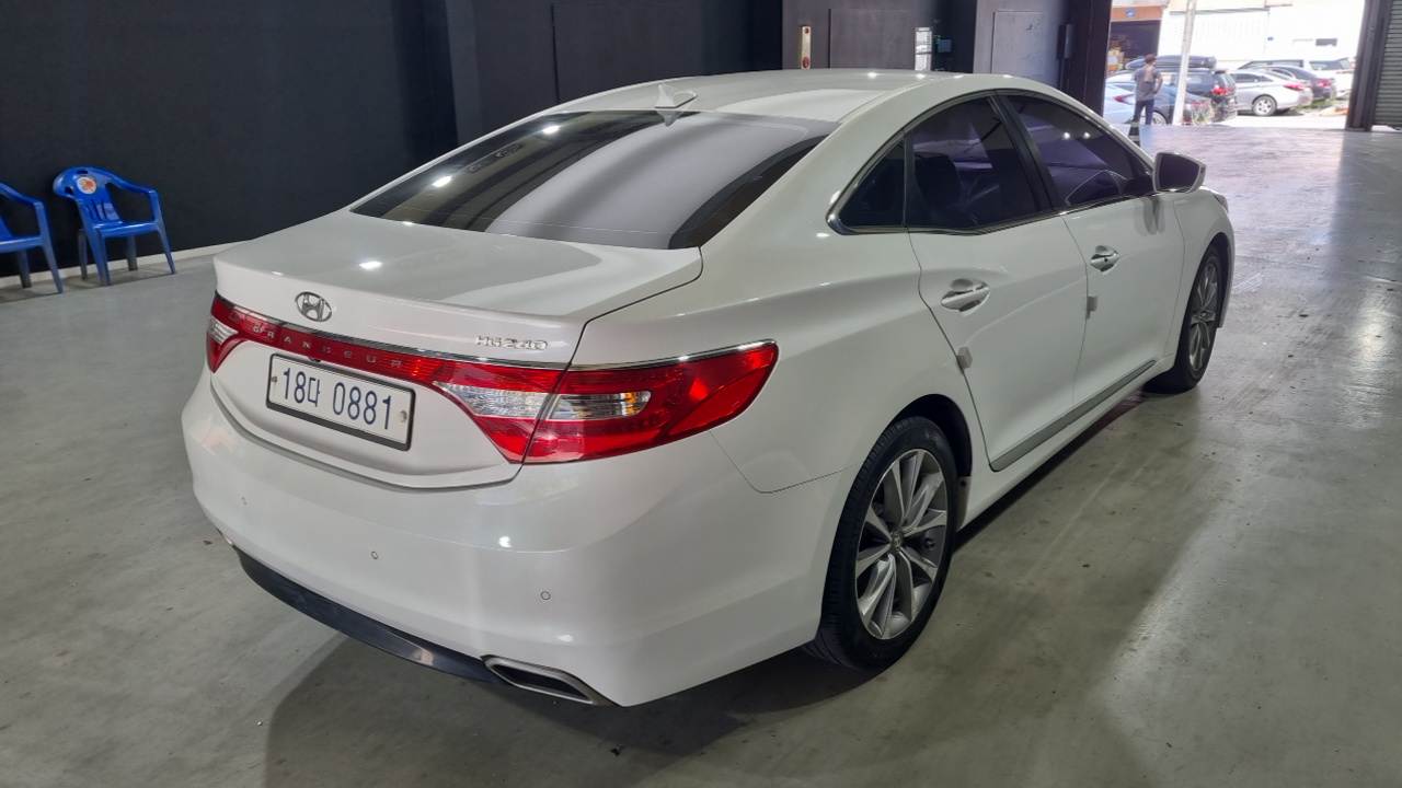 Hyundai Grandeur из Кореи Encar