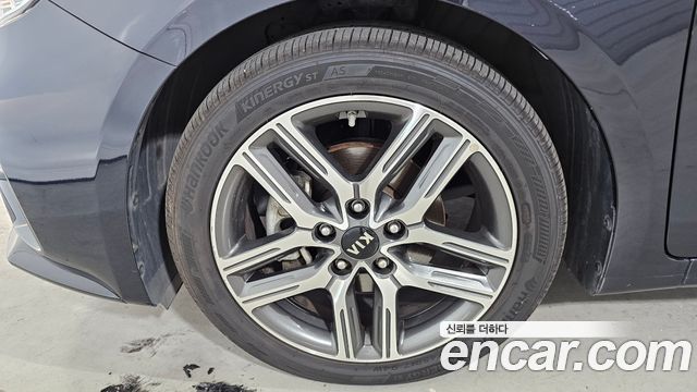 Kia K3 из Кореи Encar