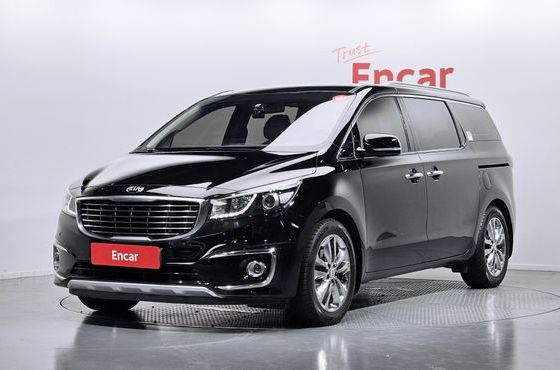 Kia Carnival 9-seater Prestige — пробег 141 133 км — фото 1 из 5