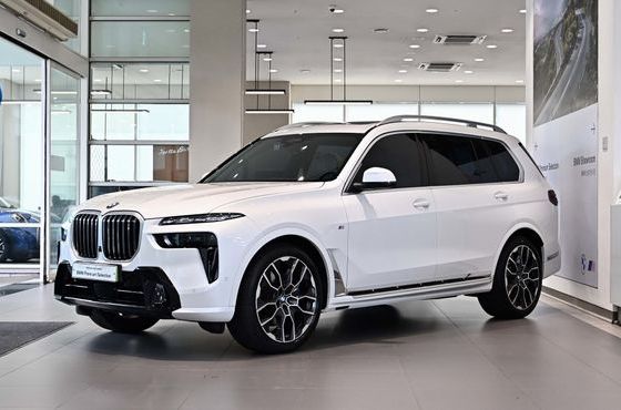 BMW X7 xDrive 40i M Sport 6STR — пробег 4 162 км — фото 1 из 5