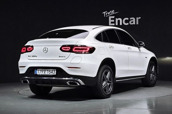 Mercedes-Benz GLC-Class GLC300e 4MATIC Coupe — пробег 94 147 км — фото 2 из 5